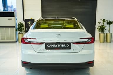 Toyota Camry, 2026, Toshkent shahri – 5