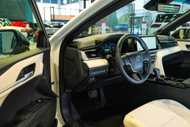 Toyota Camry, 2026, Toshkent shahri – 3