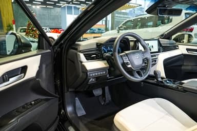 Toyota Camry, 2026, Toshkent shahri – 5