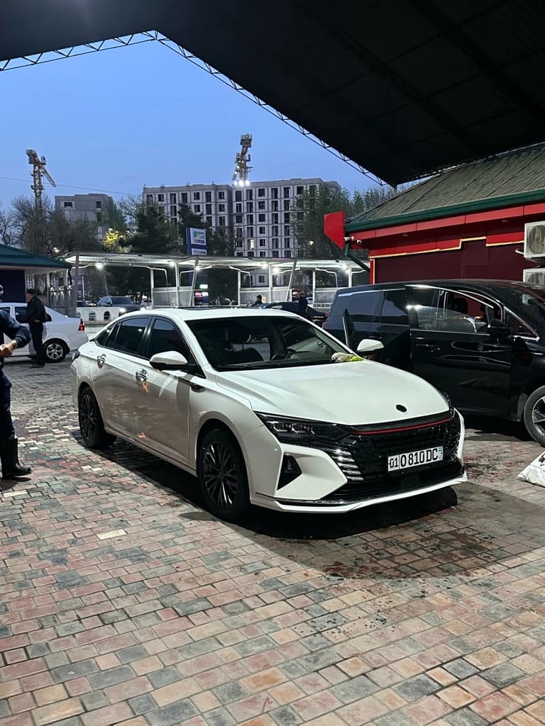 Dongfeng Aeolus Yixuan Max, 2022, Toshkent shahri – 1