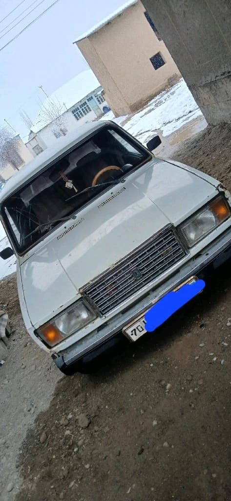 1980 Lada (ВАЗ) 2105