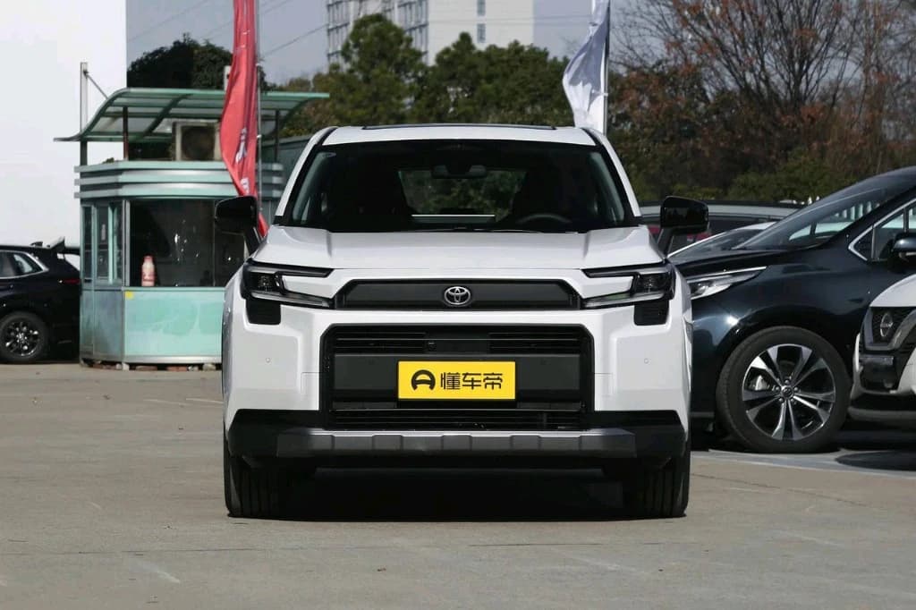 Toyota RAV4, 2026, Андижанская область – 1