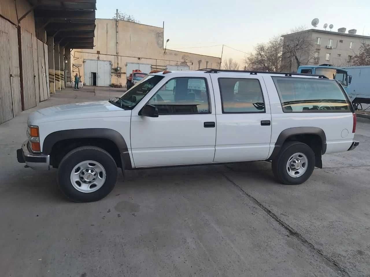 Chevrolet Suburban, 1994, Toshkent – 1