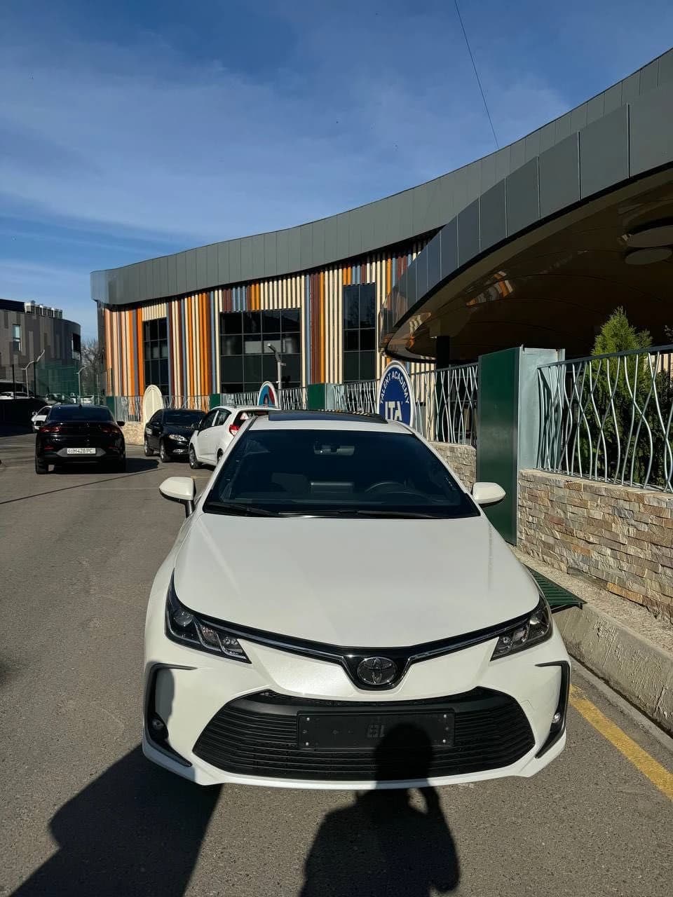 Toyota Corolla Verso, 2021, Toshkent – 1