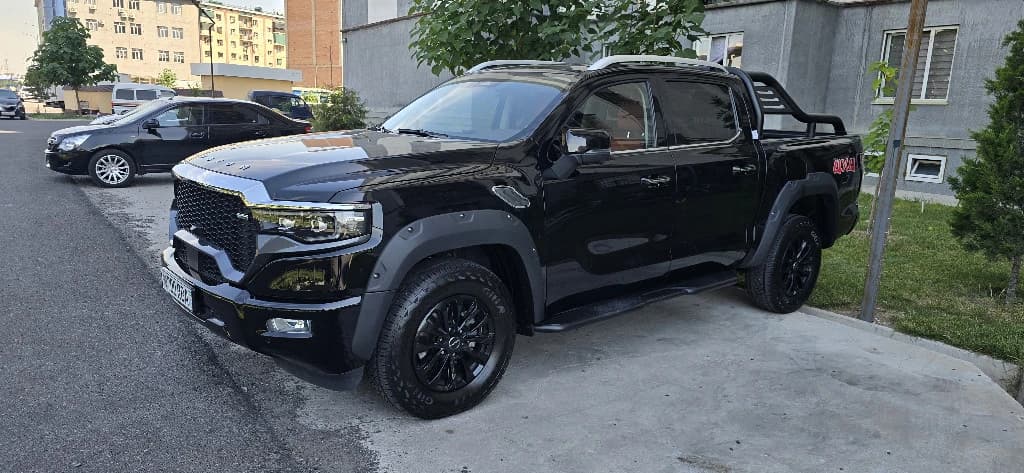 2025 Foton Tunland V9