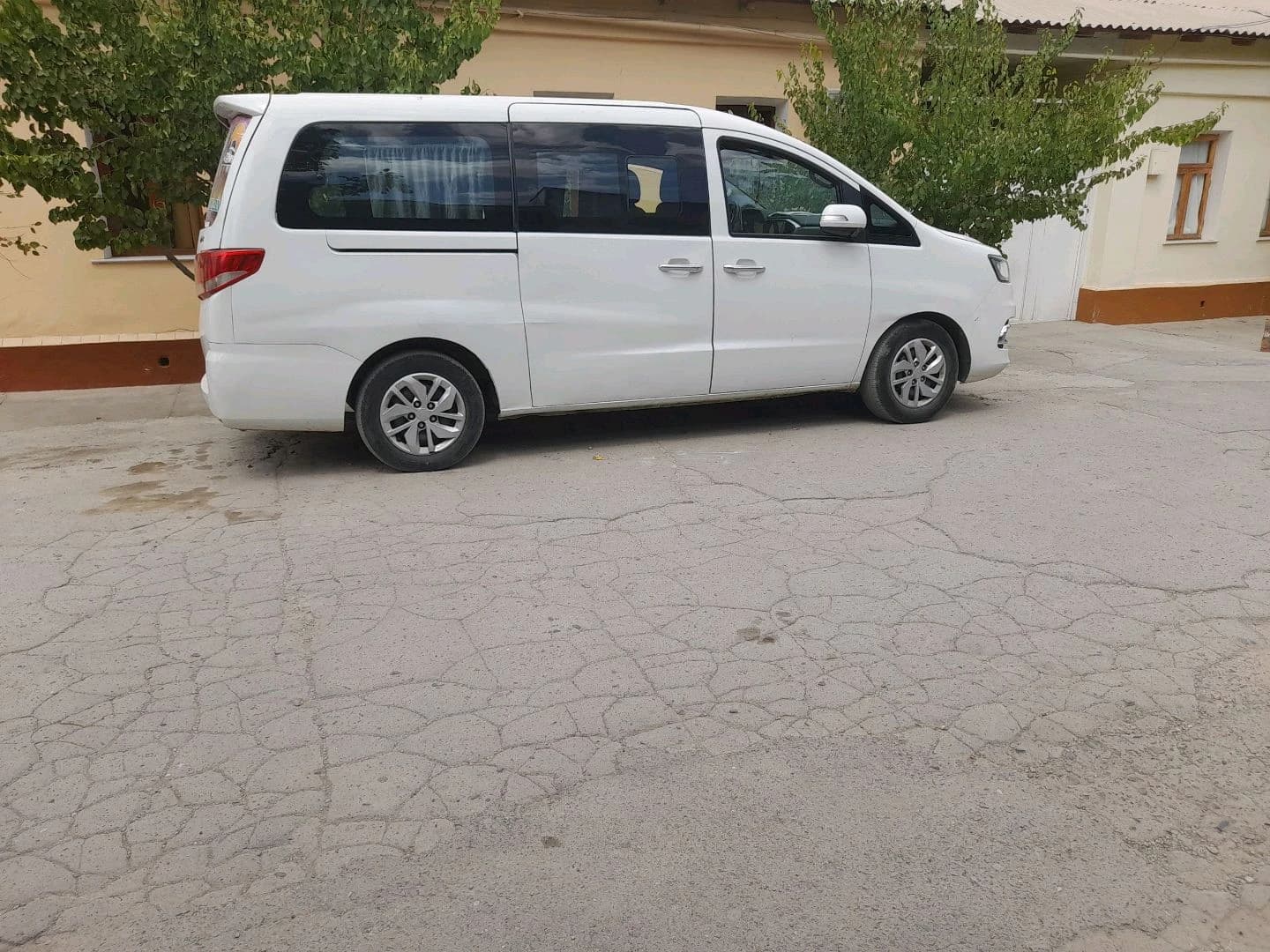 JAC M4, 2021, Jizzax – 1