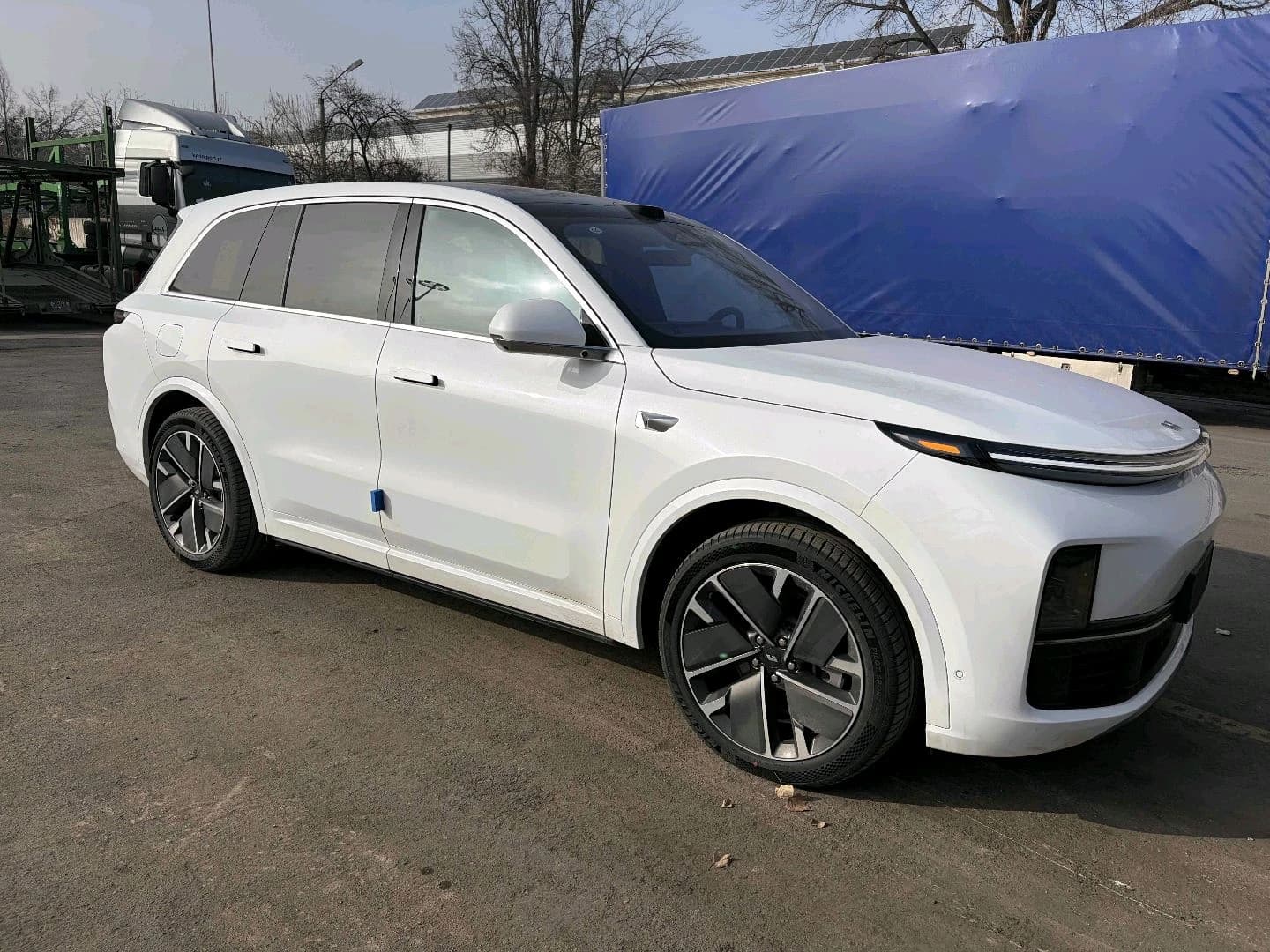 2025 LiXiang L8