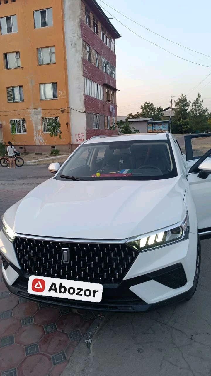 2025 FAW Bestune T77